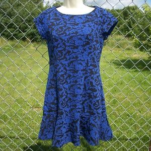 Lily Rose Size S Soft and Cute Blue & Black